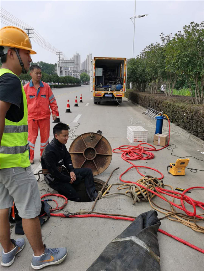 岑溪翻衬法管道修复技术主要工序